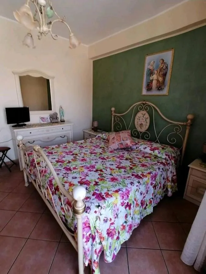 Holiday home Case Vacanza Fondachello Mascali